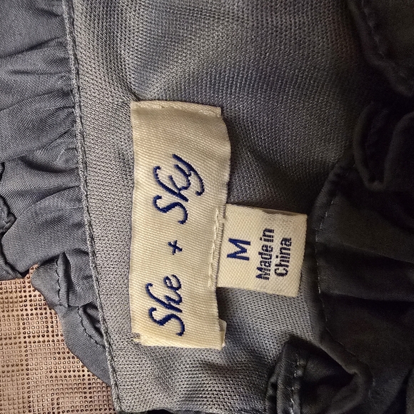 She + Sky Backless Gray Dress. Size Medium. Perfect Condition. - Picture 3 of 4